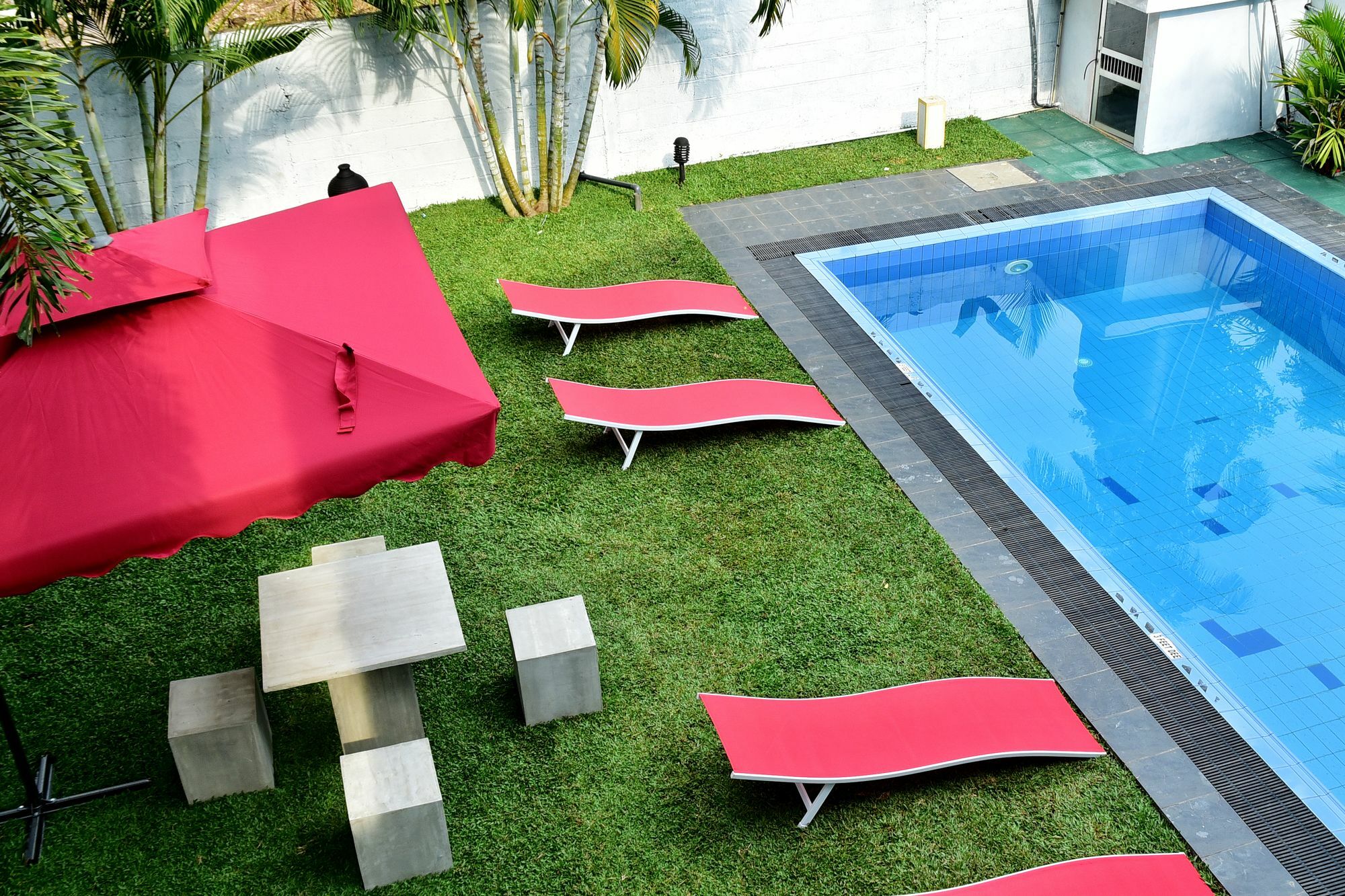 Sky Transit Hotel Katunayake Exterior photo